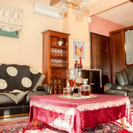 4-seasons Pool Near Meteora * Tríkala