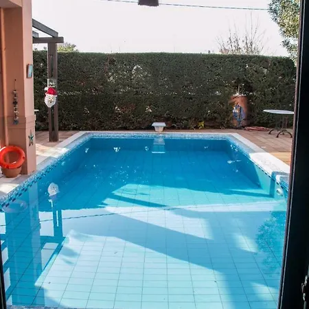 Villa 4-seasons Pool Near Meteora *
