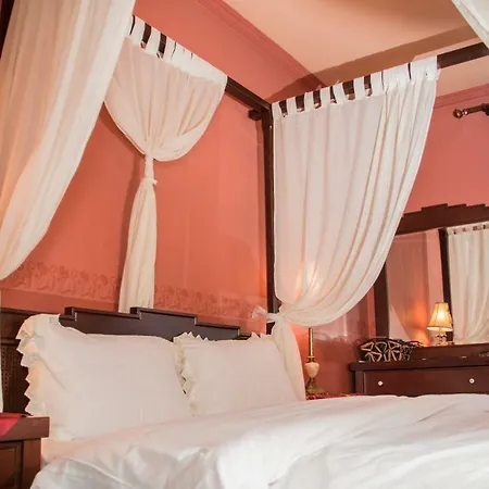 4-seasons Pool Near Meteora * Tríkala