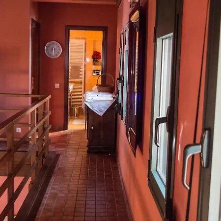 4-seasons Pool Near Meteora فيلة Tríkala