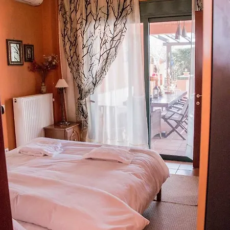 4-seasons Pool Near Meteora فيلة Tríkala