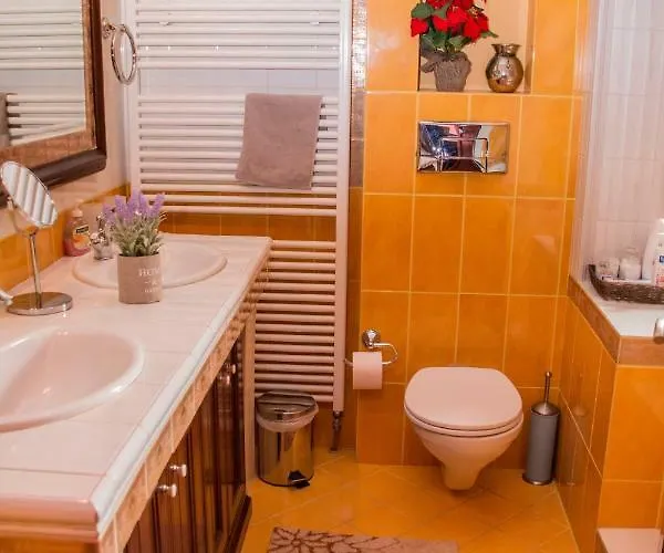 4-seasons Pool Near Meteora Villa *