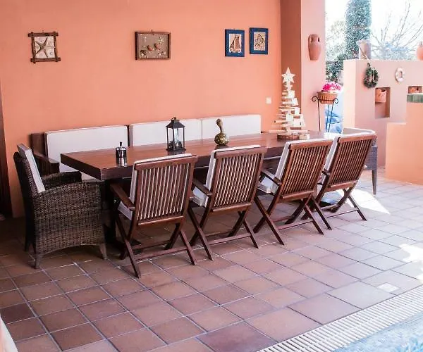 4-seasons Pool Near Meteora Trikala (Thessaly)