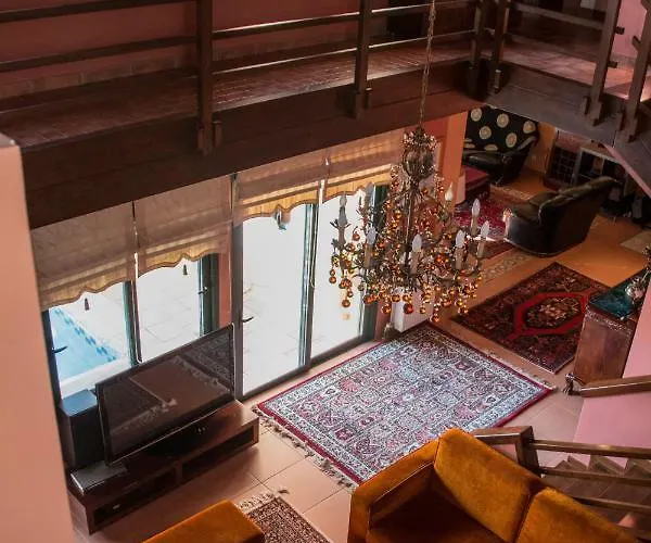 Villa 4-seasons Pool Near Meteora