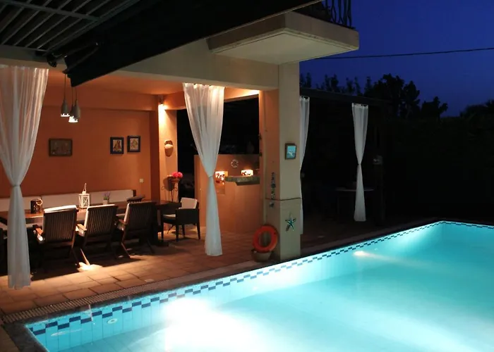 Villa 4-seasons Pool Near Meteora